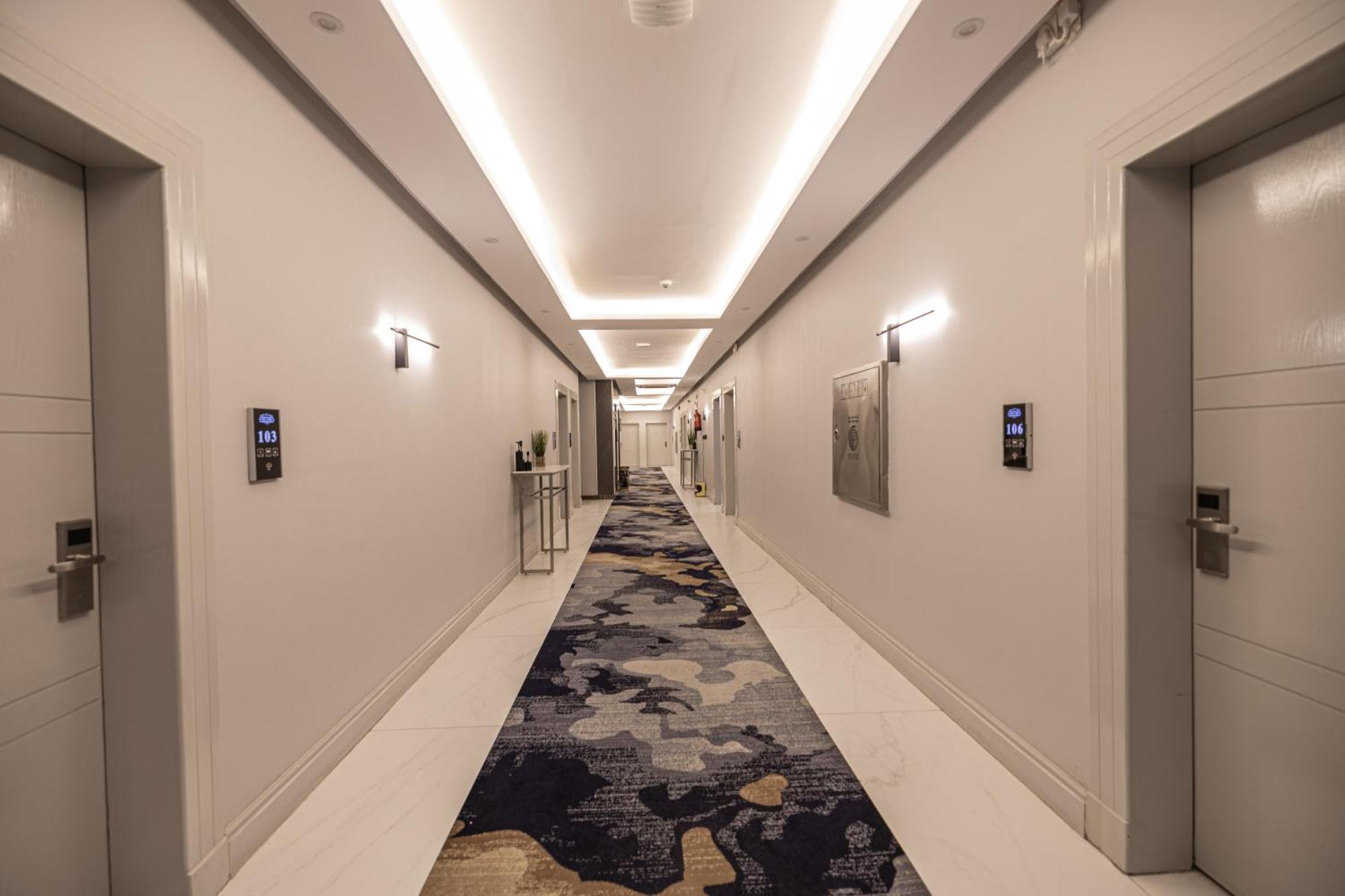 Xyz Hotel Riaad Buitenkant foto